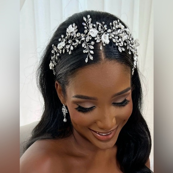 Luxury Bridal Headpiece / Crystal and Flower Branch Vine - Picture 6 of 12